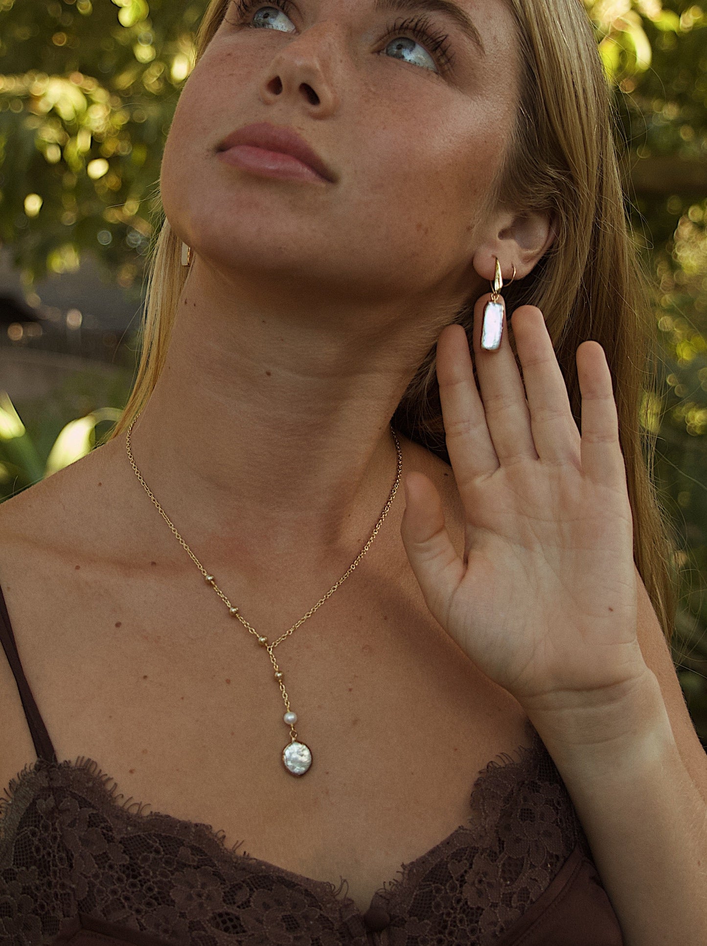 The Gold Pearl Necklace