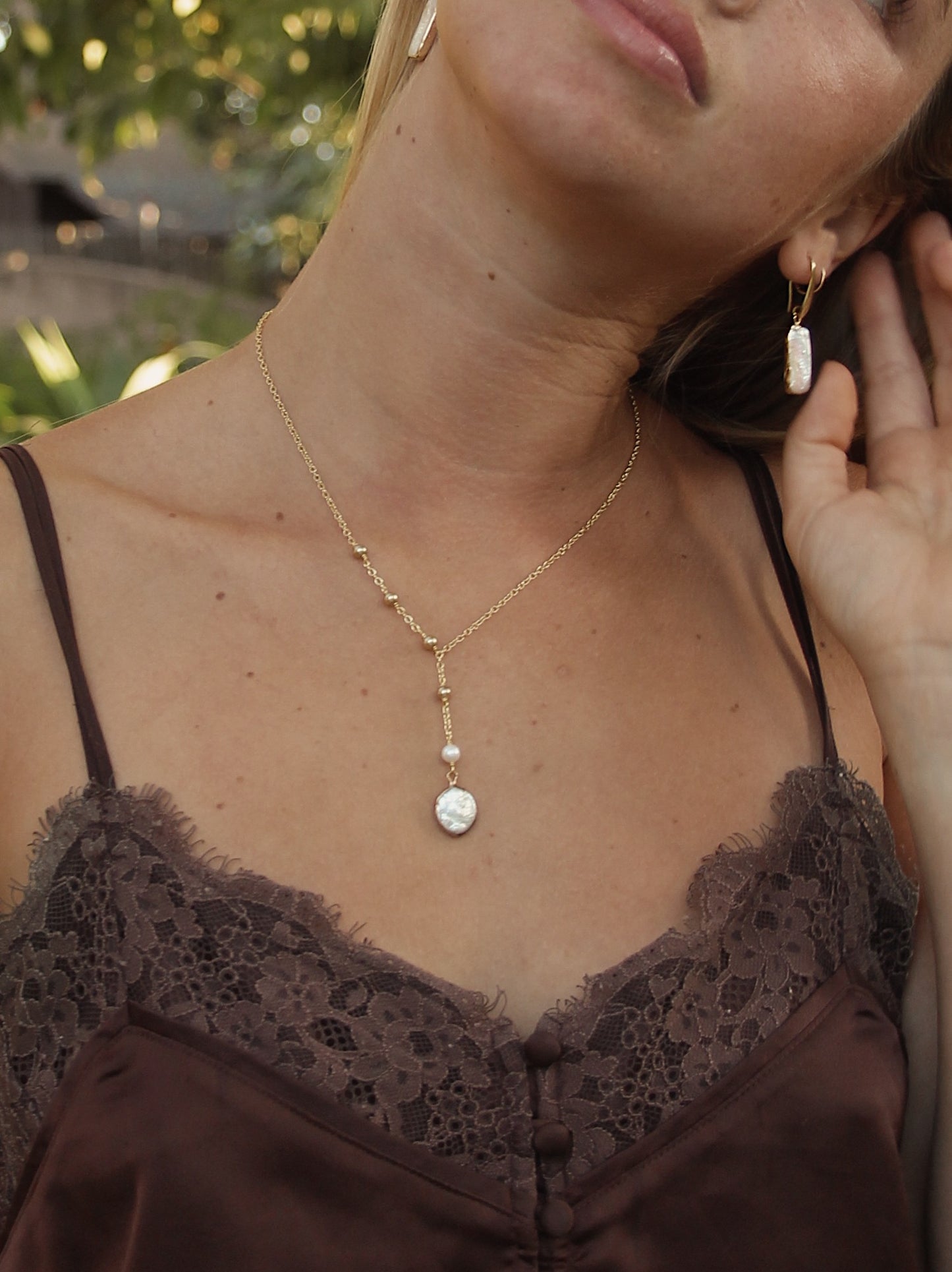 The Gold Pearl Necklace